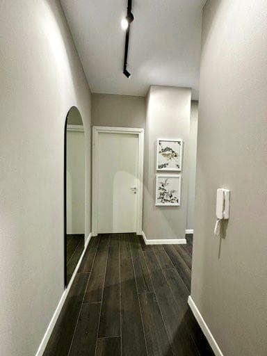 SHITET APARTAMENT 1+1 NE TIRANE,PRANE QENDRES 3