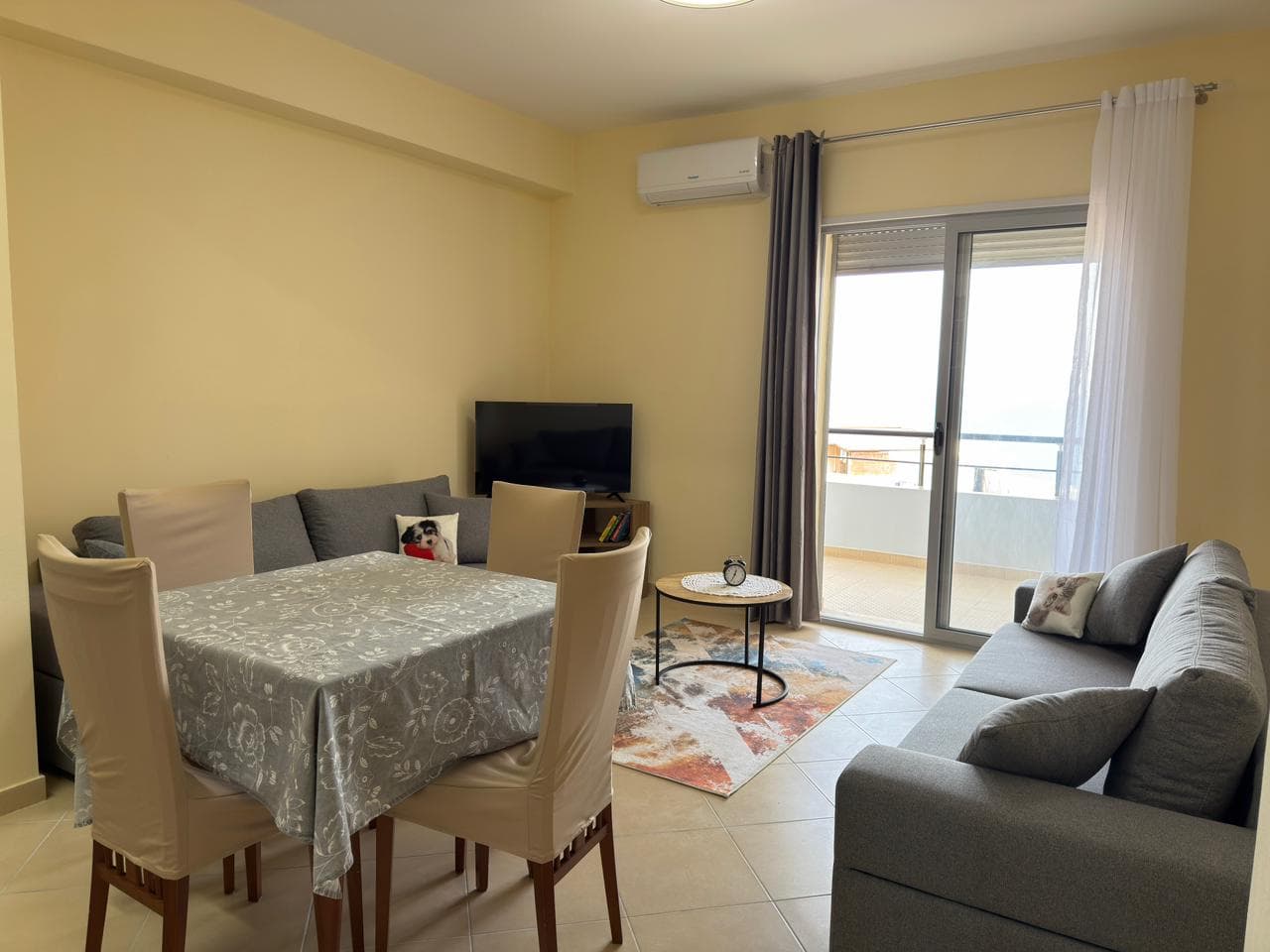JEPET APARTAMENT 1+1 ME QERA – UJI I FTOHTE, VLORE 2