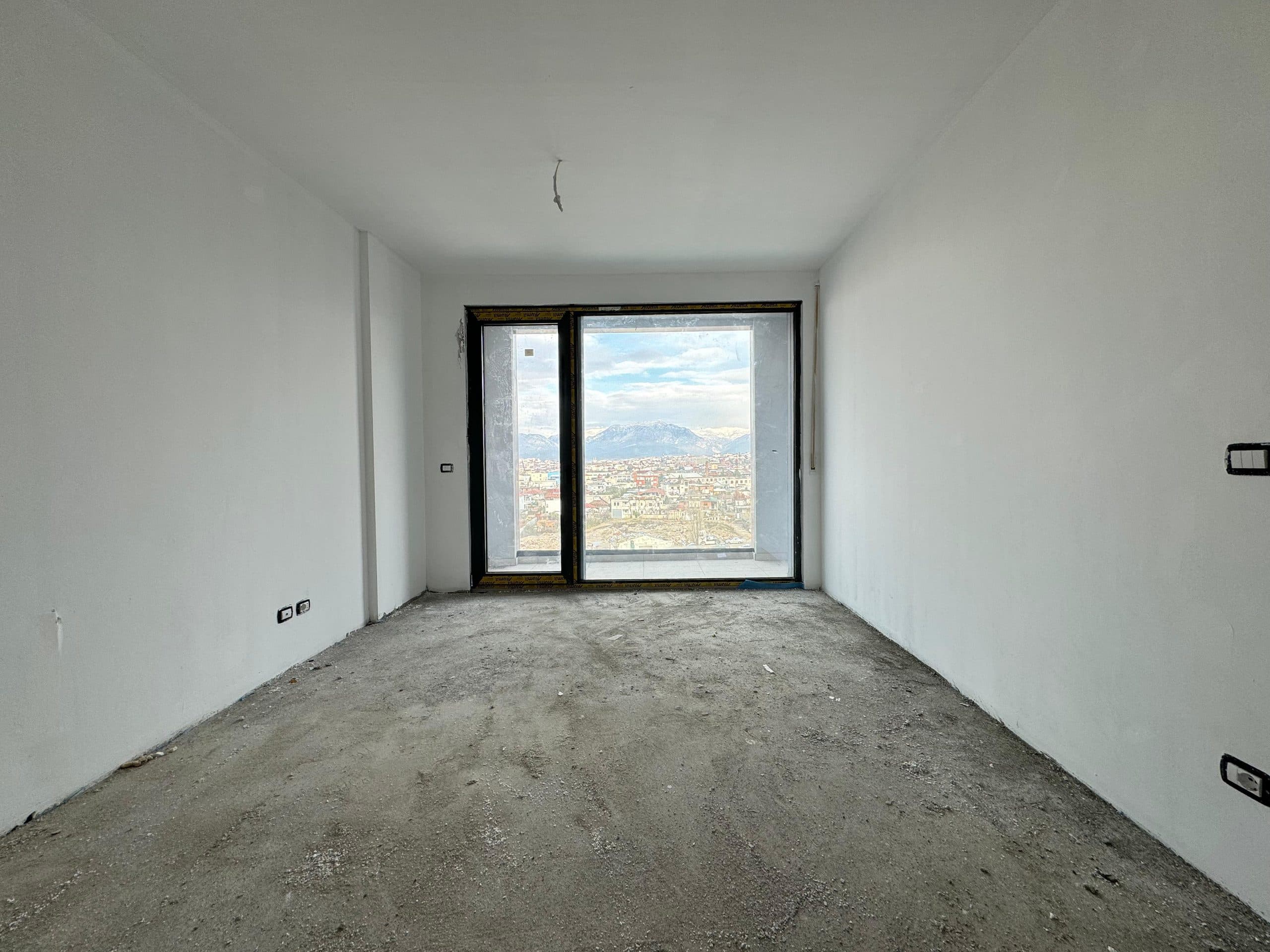 SHITET APARTAMENT 1+1 NE KOMPLEKSIN AKSES TIRANA 4