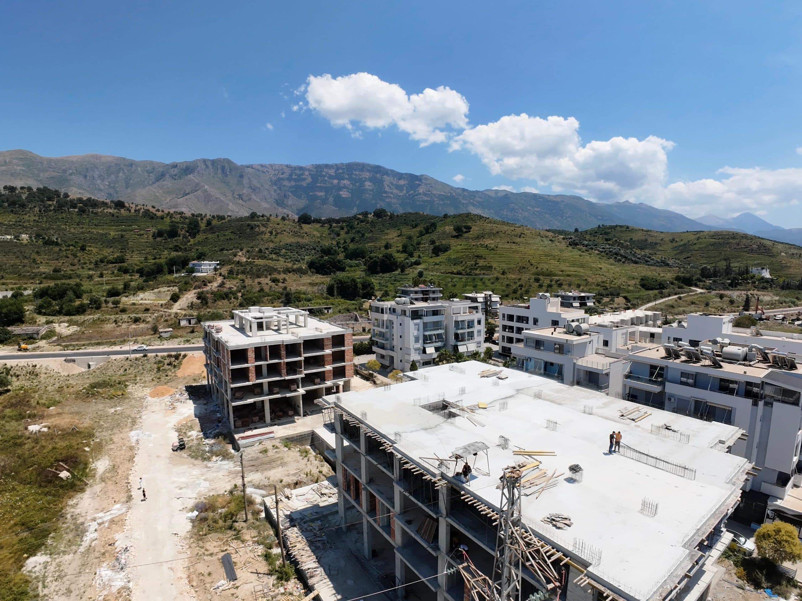 PENTHOUSE 2+1 ME PAMJE DETI NË “TWIN RESORT”, RADHIMË 4
