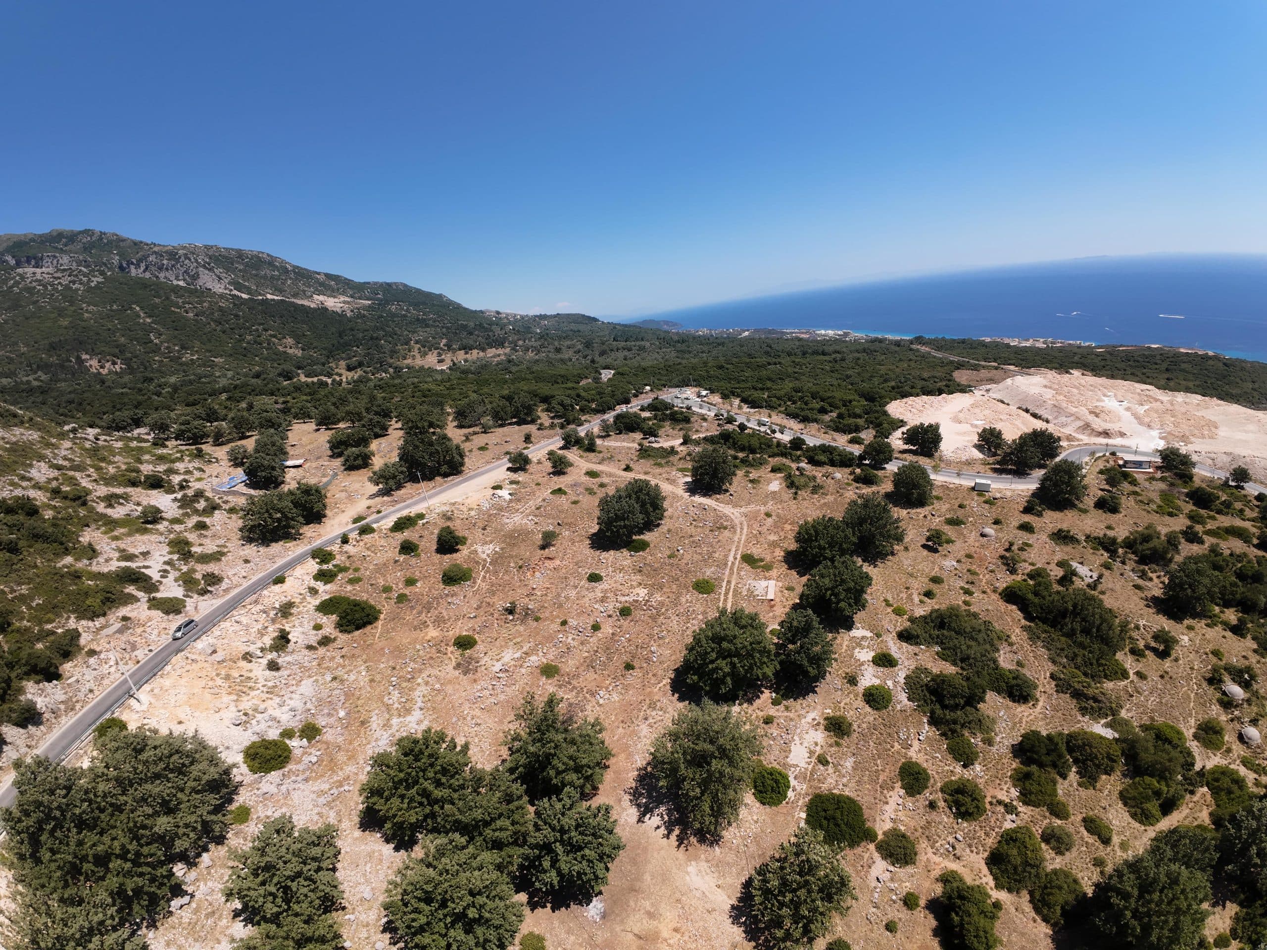 TOKE NE SHITJE – PALASË, KODER, ME PAMJE MAGJEPSËSE DETI DHE MBI GREEN COAST 1 & 2 3