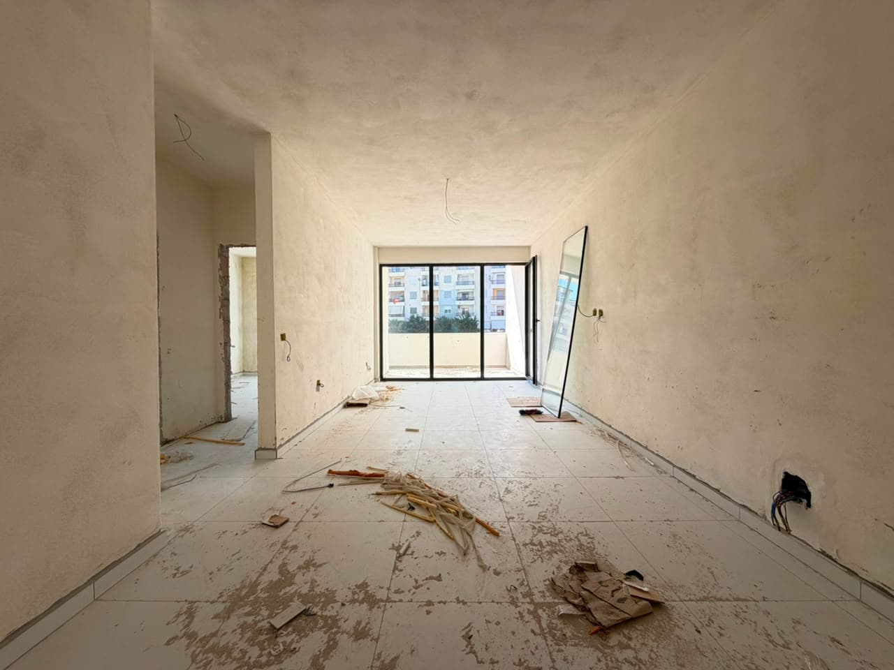 SHITET APARTAMENT 2+1 1350 EURO/M2 NE ORIKUM, VLORE 3
