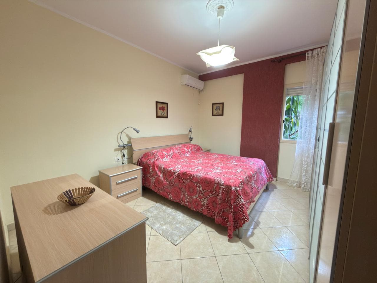 JEPET ME QERA AFATGJATE APARTAMENT 1+1 NE VLORE 4