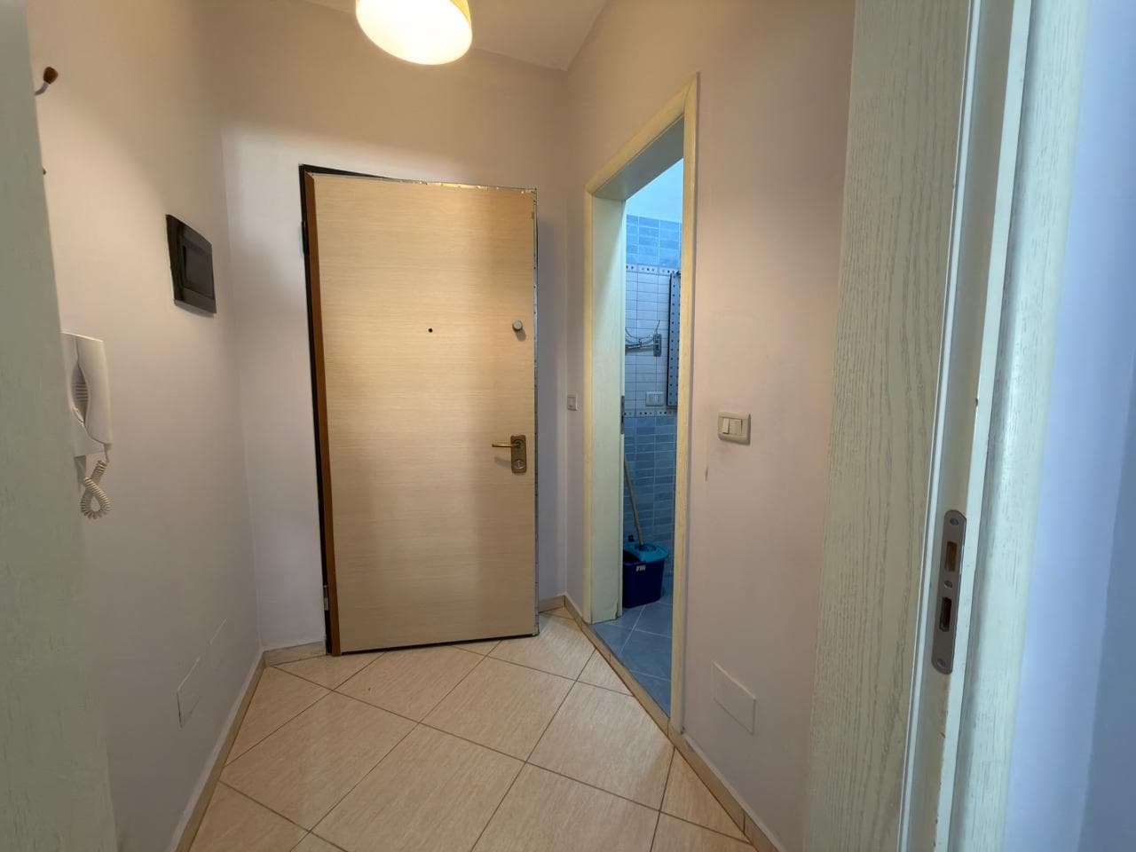 APARTAMENT 1+1 ME QERA – PAMJE DETI, LUNGOMARE, VLORE 2