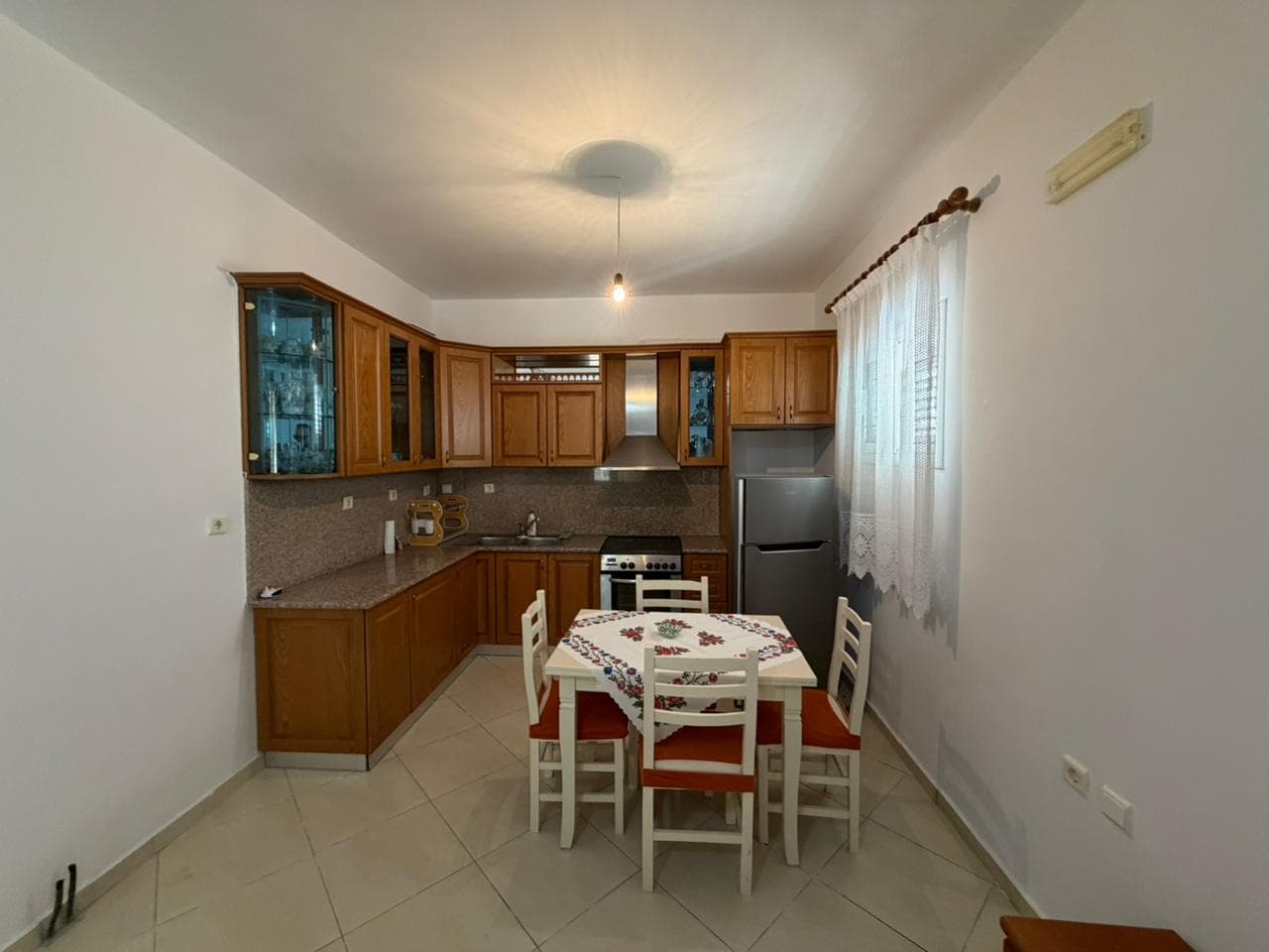 APARTAMENT 1+1 ME QERA – UJI I FTOHTE, VLORE 2
