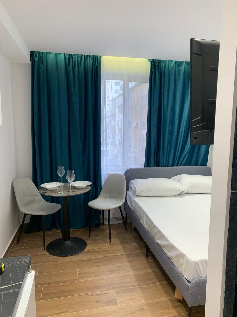SHITEN 4 STUDIO NE BLLOK, TIRANE 4