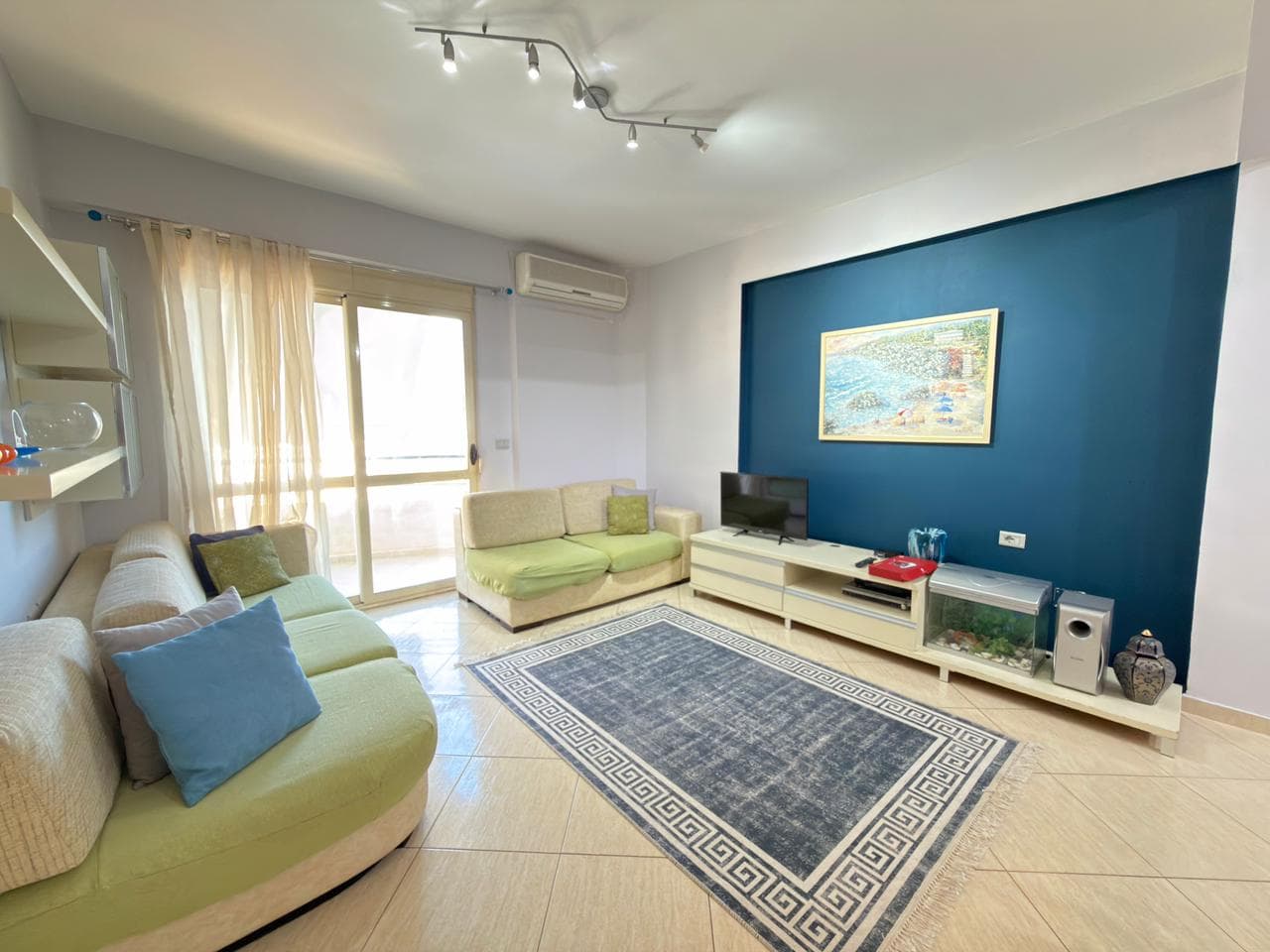 APARTAMENT 1+1 ME QERA – PAMJE DETI, LUNGOMARE, VLORE 3