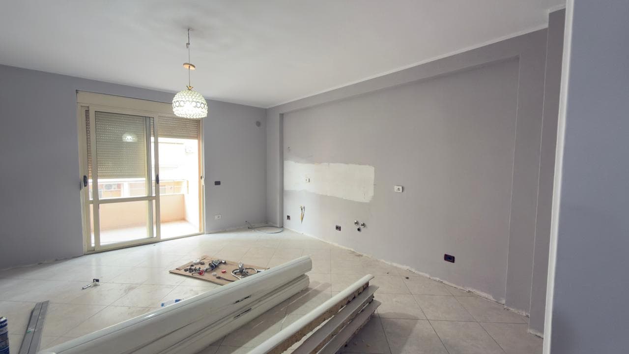 APARTAMENT 2+1+2 – TRANSBALLKANIKE, VLORE 2