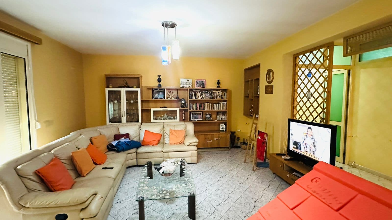 SHITET APARTAMENT 3+1+2 NE BULEVARDIN VLORE-SKELE 3
