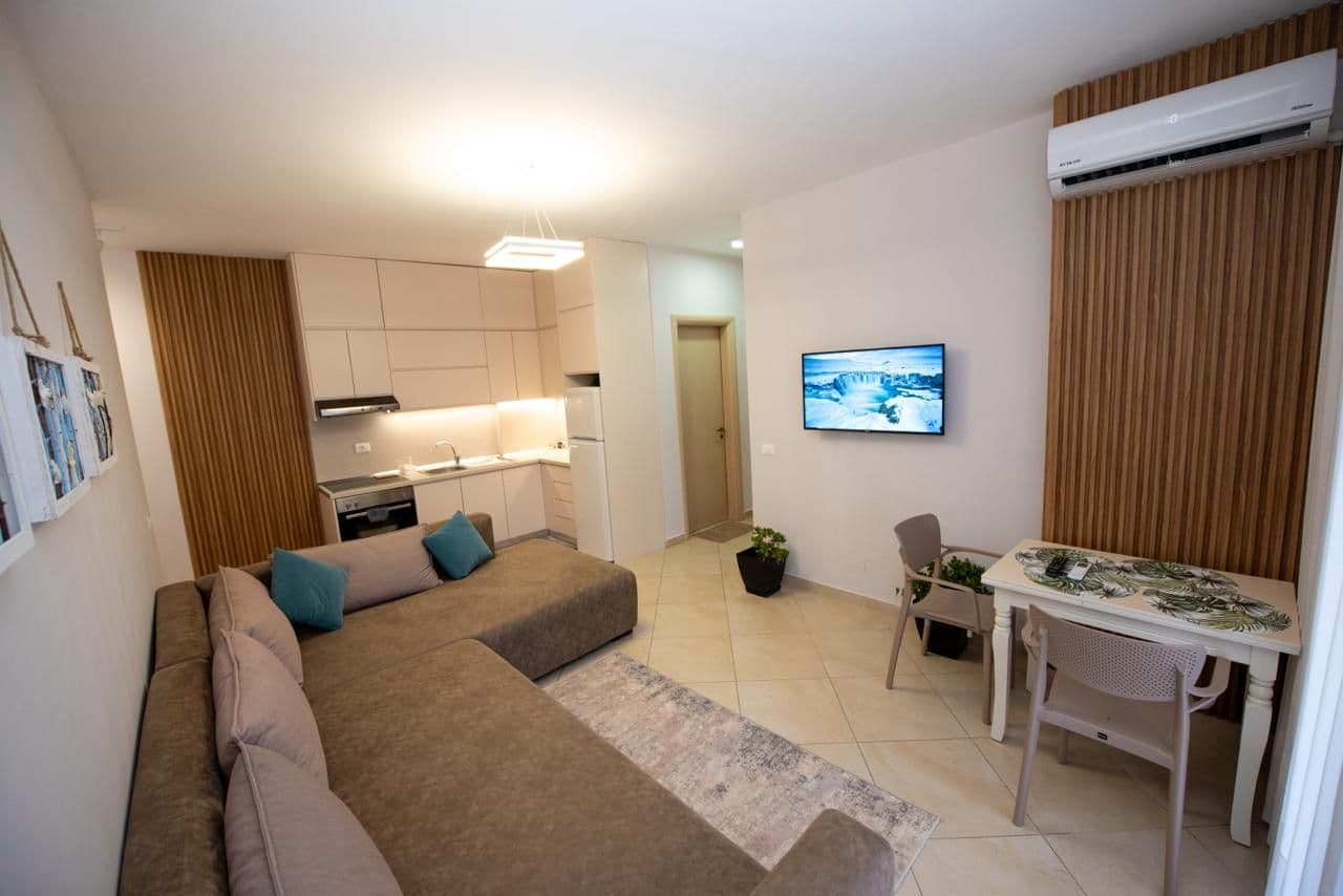 SHITET APARTAMENT 1+1 NĂ‹ UJĂ‹ TĂ‹ FTOHTĂ‹, VLORĂ‹