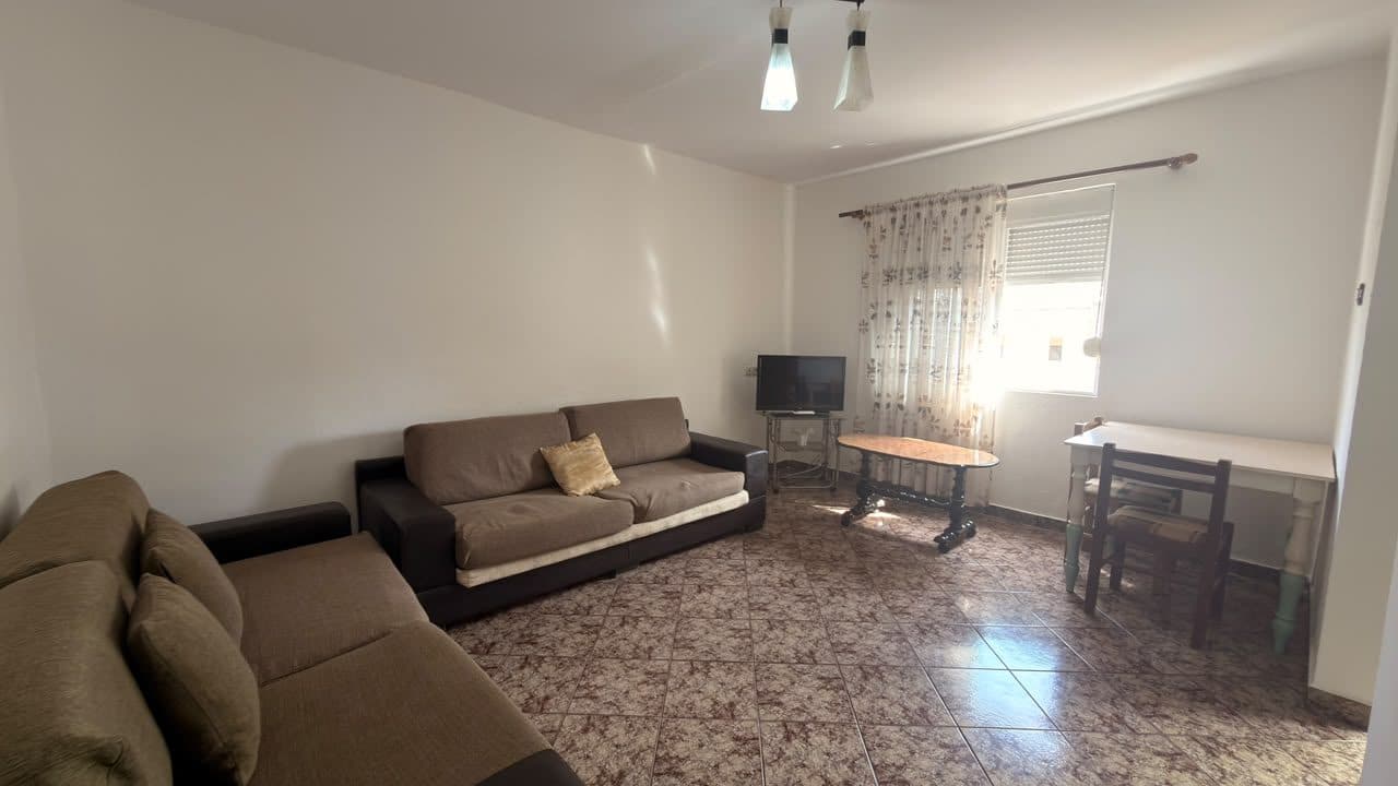 APARTAMENT 1+1 ME QERA NE COLE, VLORE