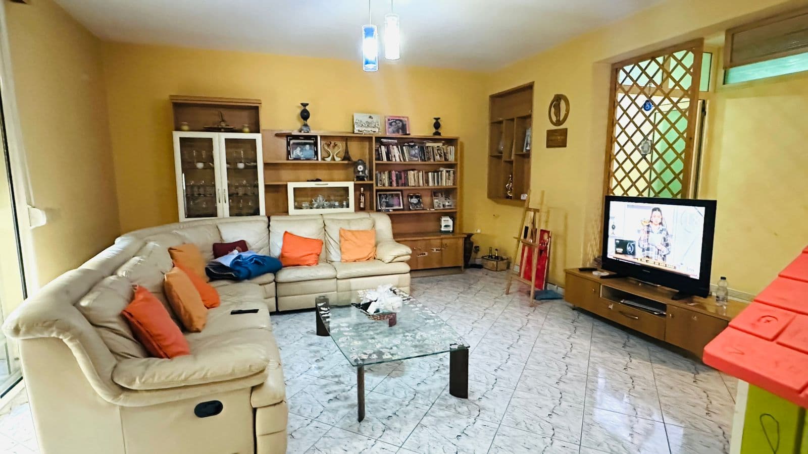 SHITET APARTAMENT 3+1+2 NE BULEVARDIN VLORE-SKELE