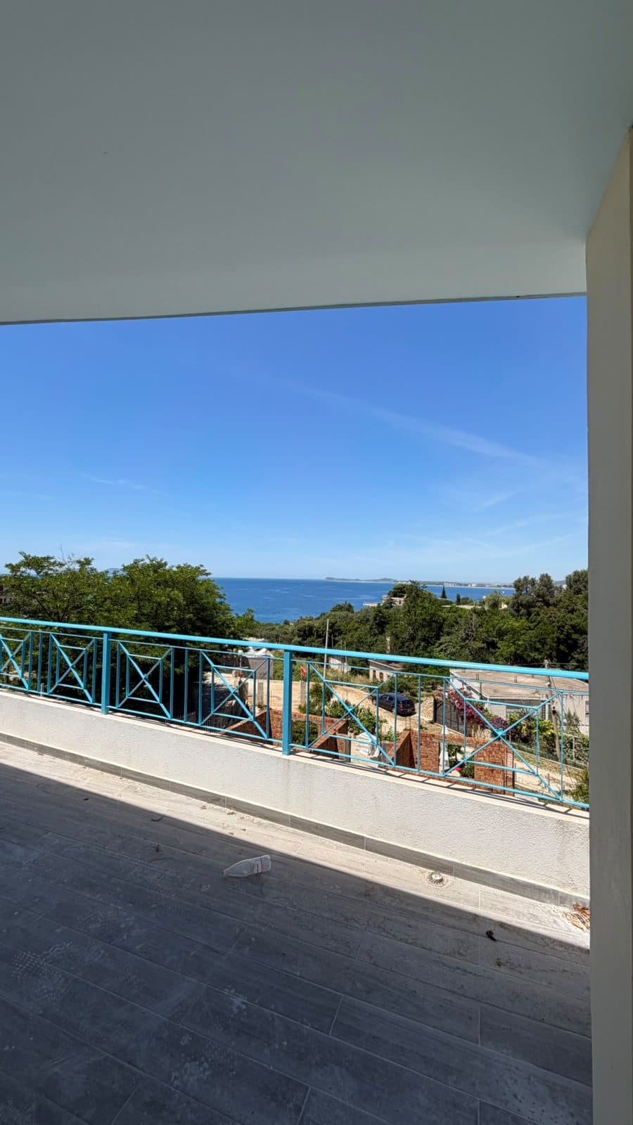 STUDIO ME QERA – UJI I FTOHTE, VLORE
