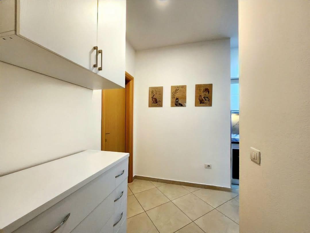 SHITET APARTAMENT 1+1 TEK PARKU “AULONA”, VLORE 2