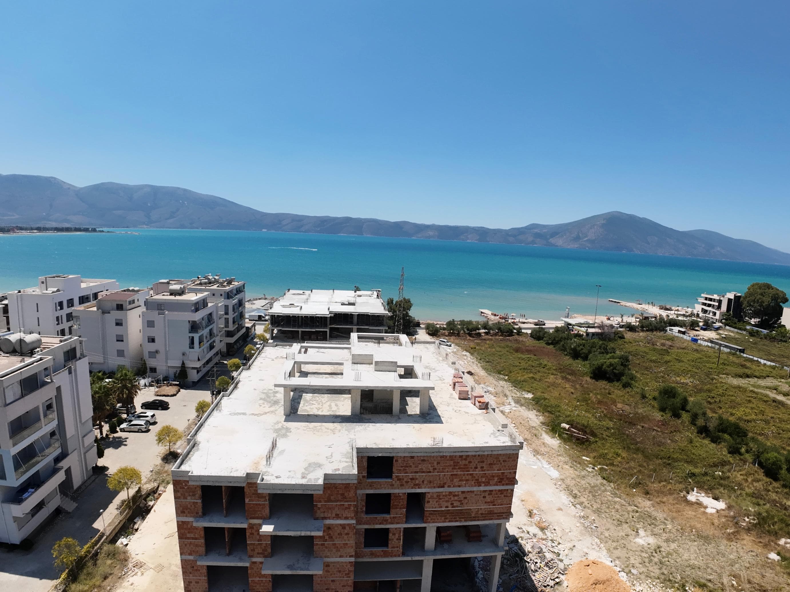 APARTAMENT 1+1 NË “TWIN RESORT”, RADHIMË 4