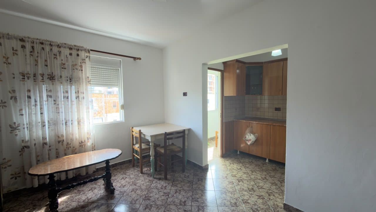 APARTAMENT 1+1 ME QERA NE COLE, VLORE 2