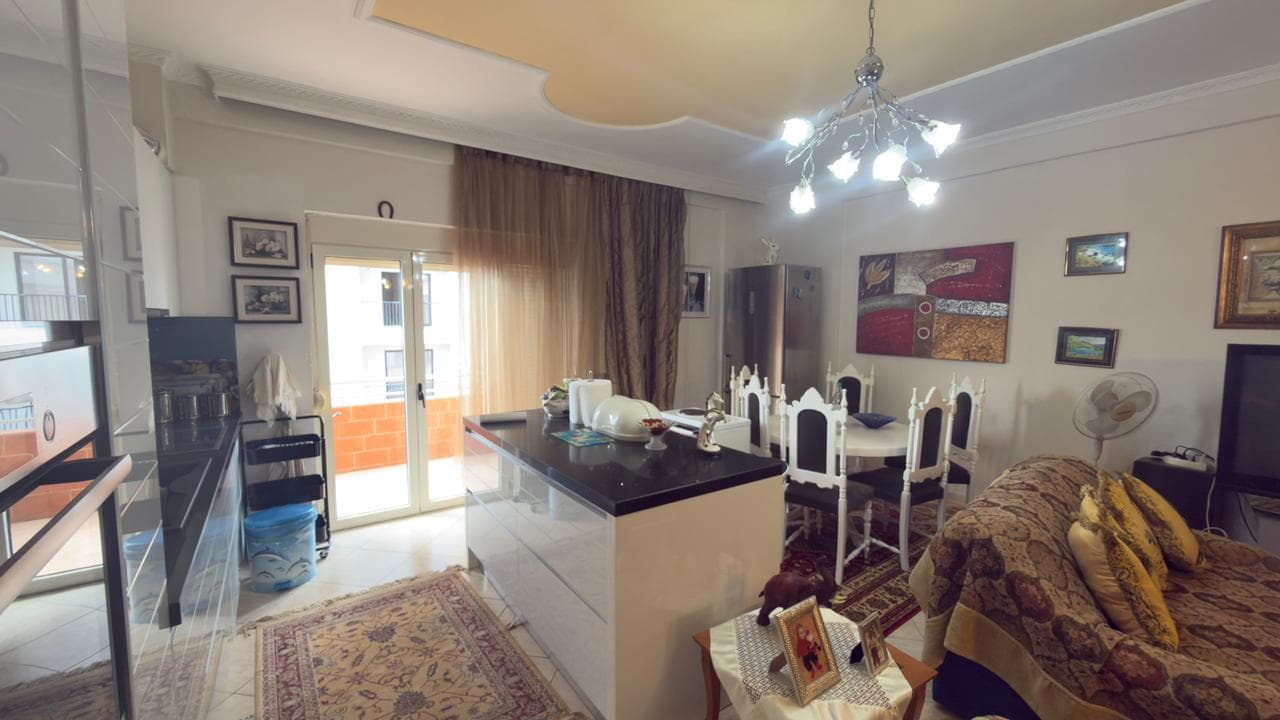 SHITET APARTAMENT 2+1 PRANE PORTIT, VLORE 3