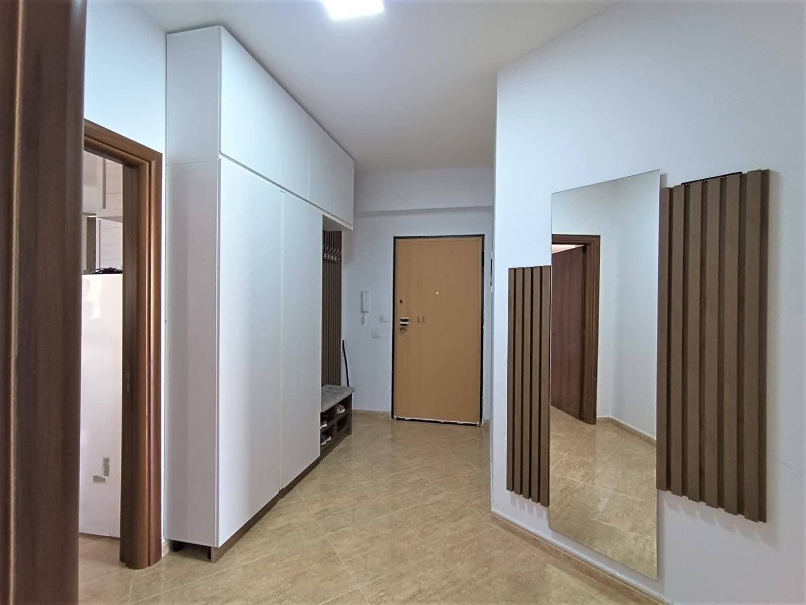 SHITET APARTAMENT 2+1+2 ME PAMJE DETI NE LUNGOMARE, VLORE 2