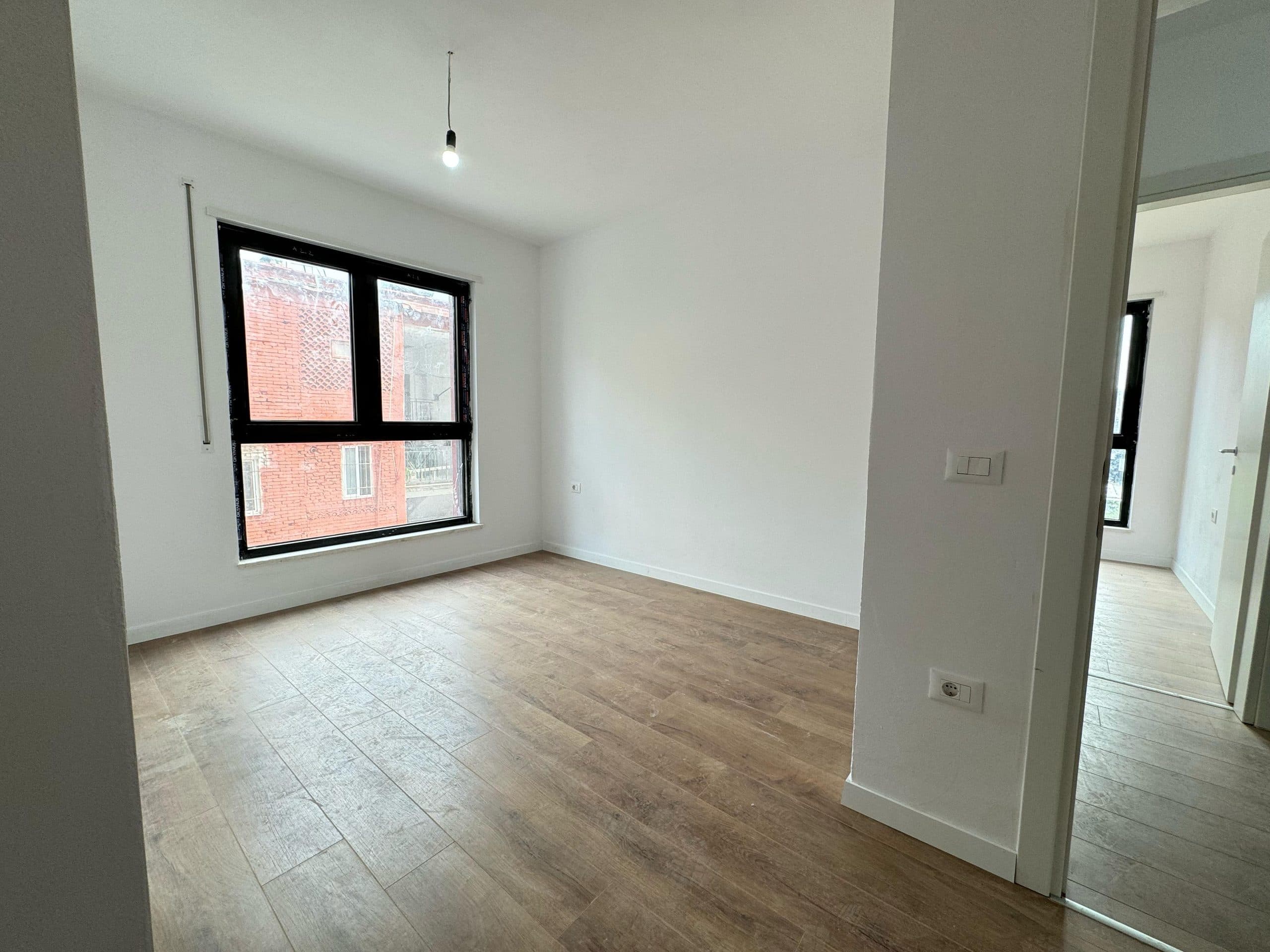 JEPET ME QERA AFATGJATE APARTAMENT 3+1+2 NE KOMUNEN E PARISIT, TIRANE 4