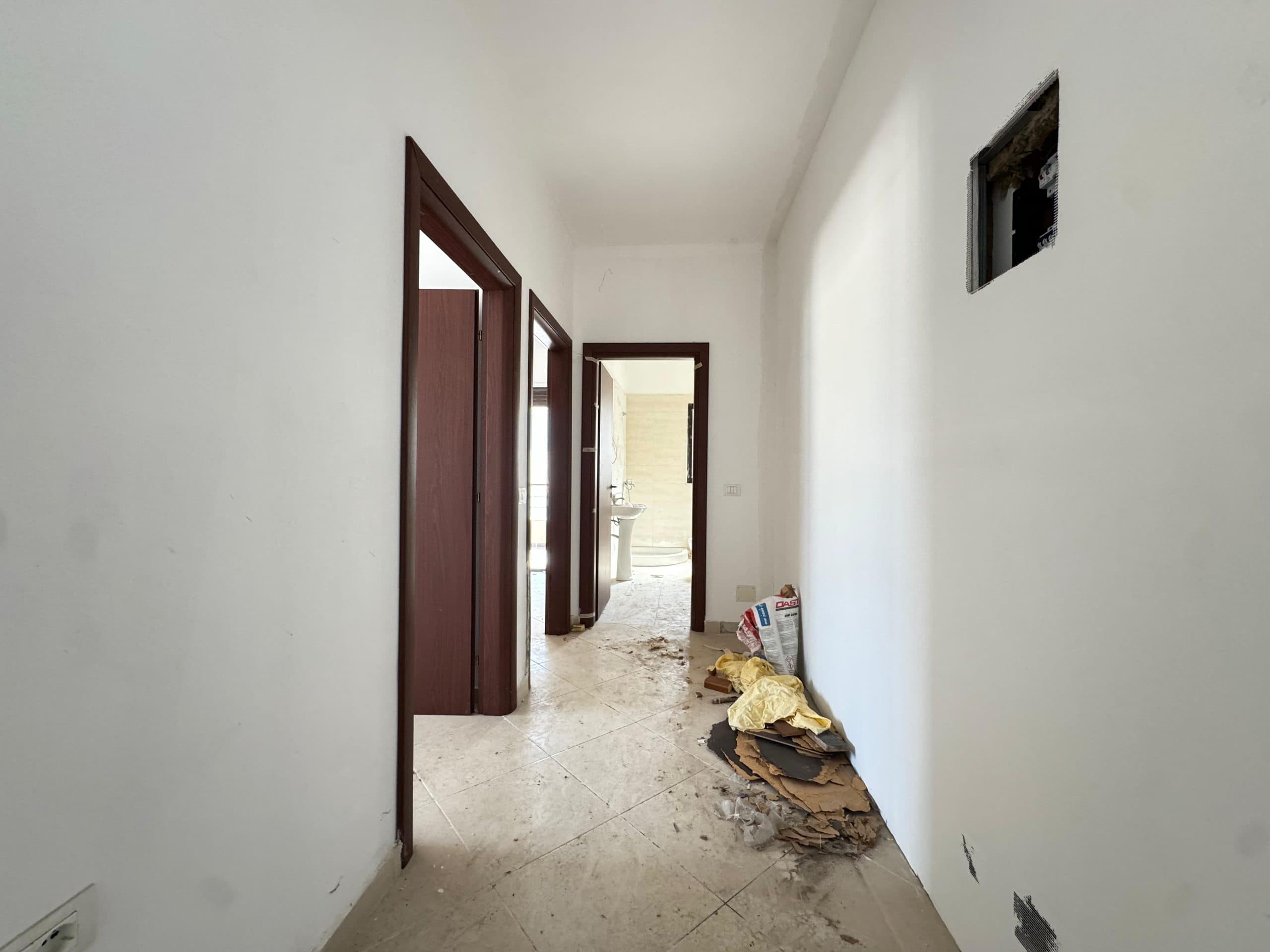 SHITET APARTAMENT 2+1 ME PAMJE ANESORE DETI NE LUNGOMARE 2, VLORE 3