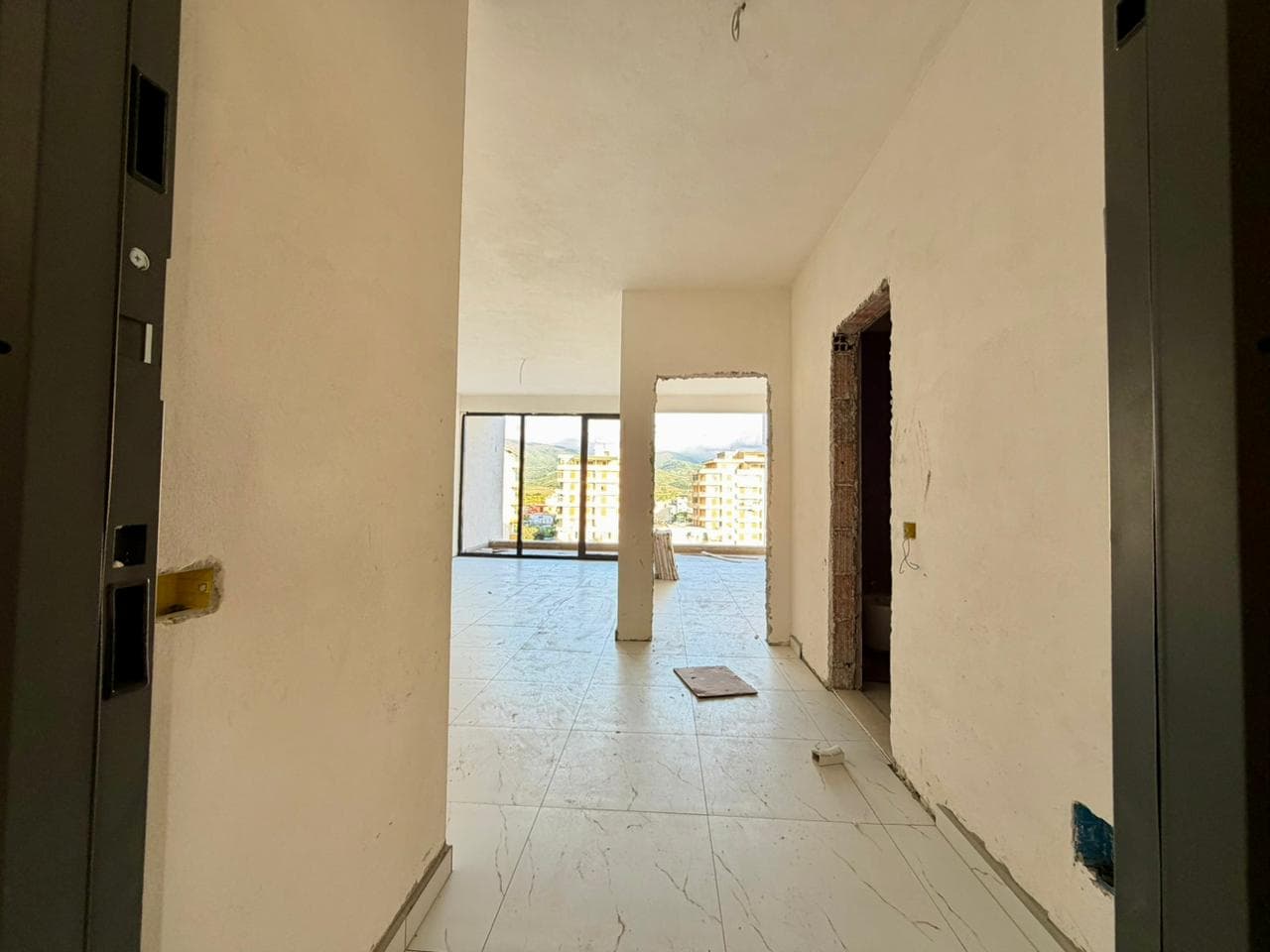 SHITET APARTAMENT 1+1 - 1450 EURO/M2 NE ORIKUM, VLORE 3