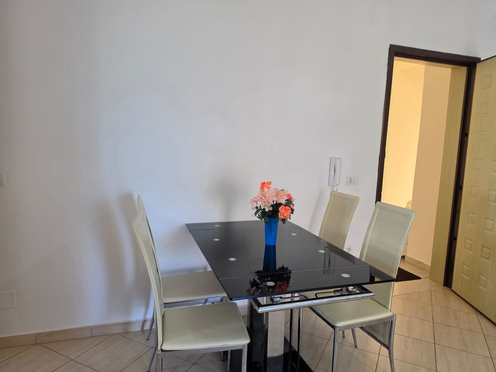 SHITET APARTAMENT 1+1 – TIRANA RESORT, RADHIMË, VLORË 3