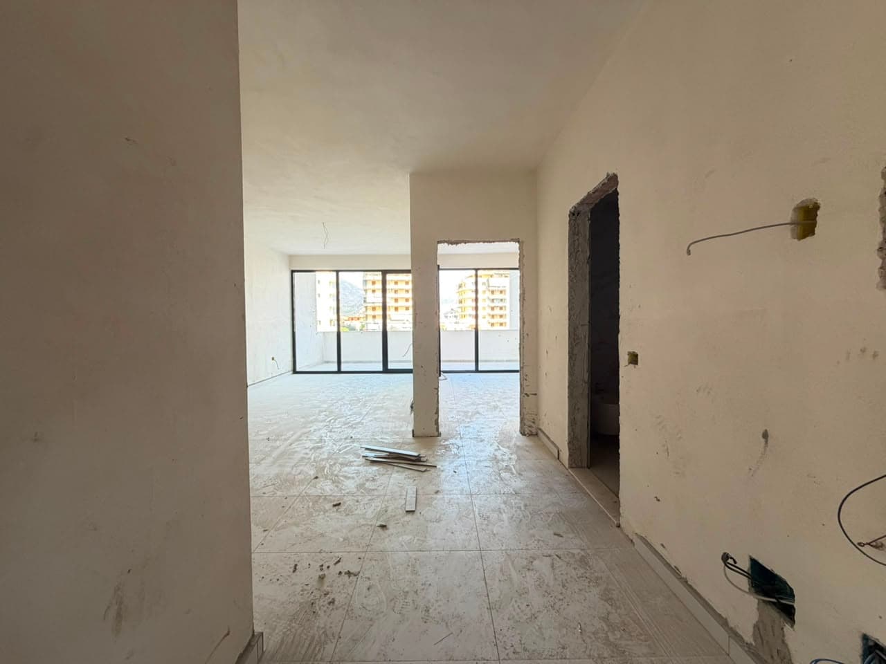 SHITET APARTAMENT- 1350 EURO/M2 NE ORIKUM, VLORE 3