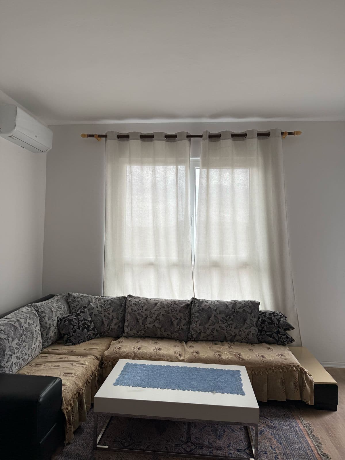 JEPET ME QERA AFATGJATE APARTMENT 1+1 NE PASKUQAN, TIRANE