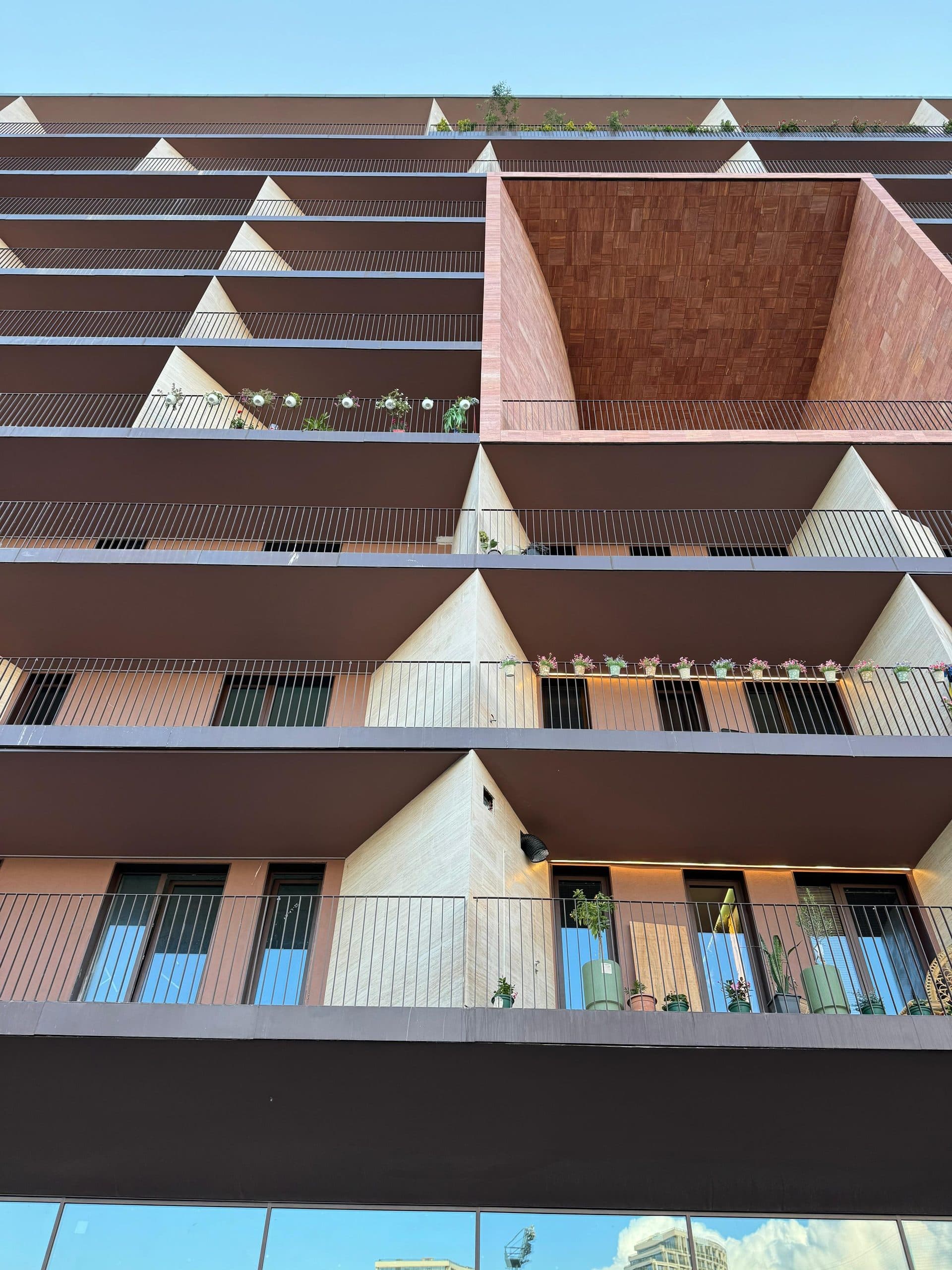 JEPET ME QERA AFATGJATE APARTAMENT 2+1+2 PRANE PARKUT OLIMPIK, TIRANE 2