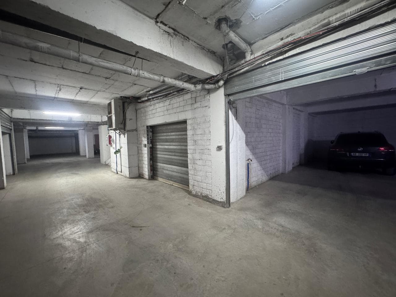 GARAZHD 70M2 NE SHITJE – PRANE CONAD, VLORE