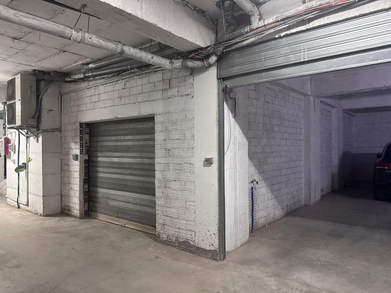 GARAZHD 70M2 NE SHITJE – PRANE CONAD, VLORE 4