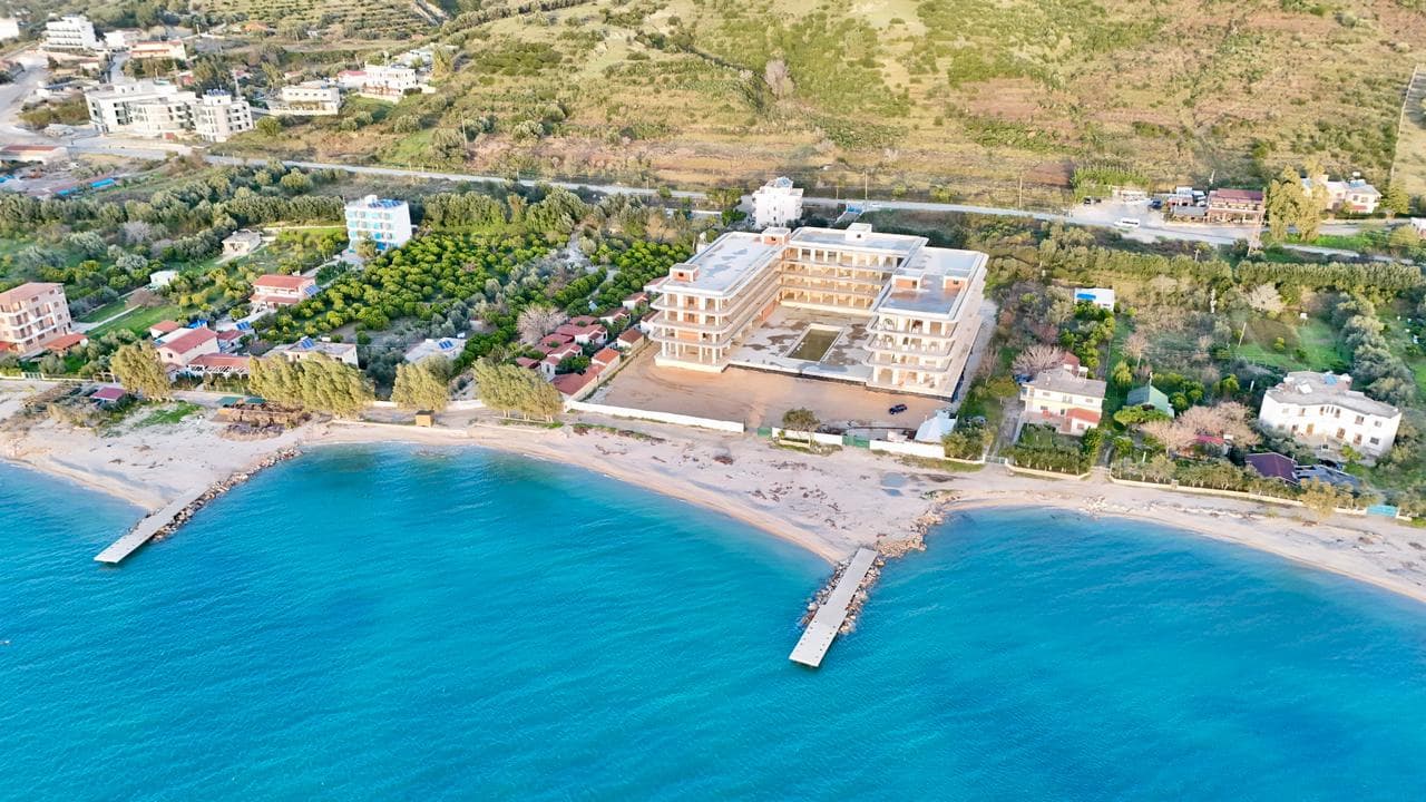 VLORA BAY - DETI NE BALLKONIN TEND
STUDIO NË SHITJE – RADHIMA 3