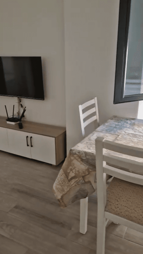 JEPET ME QERA AFATGJATE APARTAMENT 1+1 NE VLORE 2