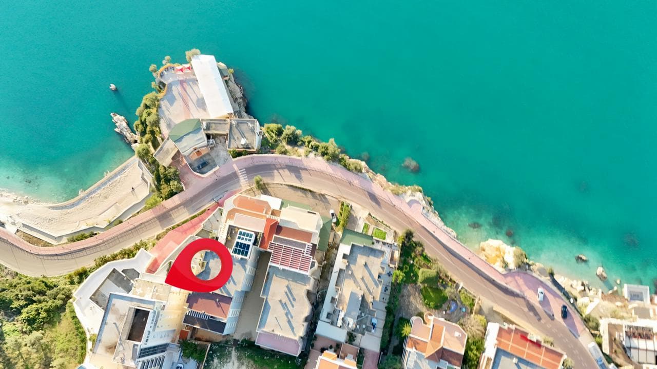 APARTAMENT EKSKLUZIV 1+1 ME QERA NË VLORË – PAMJE BALLORE DETI, KALAJA 2