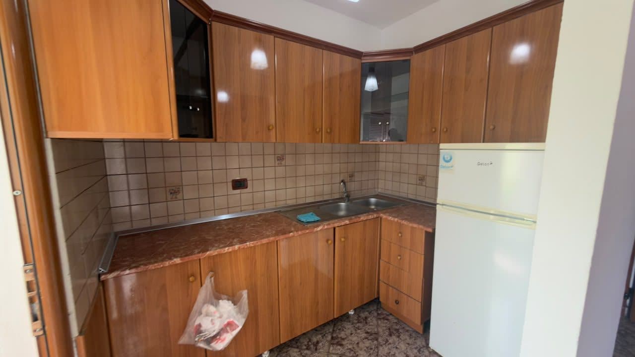 APARTAMENT 1+1 ME QERA NE COLE, VLORE 3