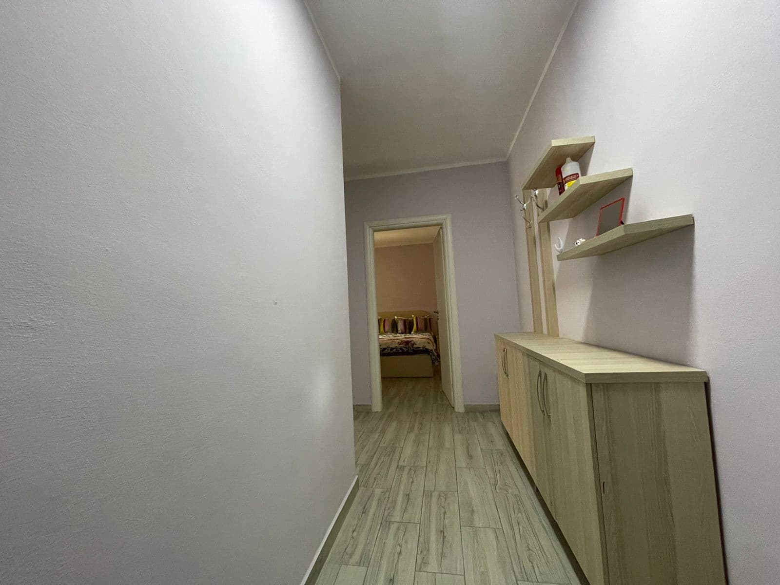 JEPET ME QERA AFATGJATE APARTAMENT 1+1 NE LUNGOMARE, VLORE 4