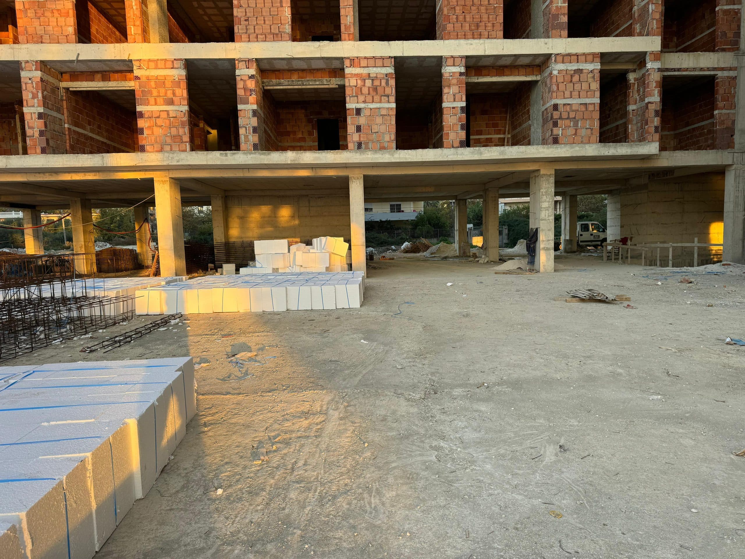 SHITET NJESI BIZNESI NE REZIDENCEN “POSEIDON”, LUNGOMARE 3