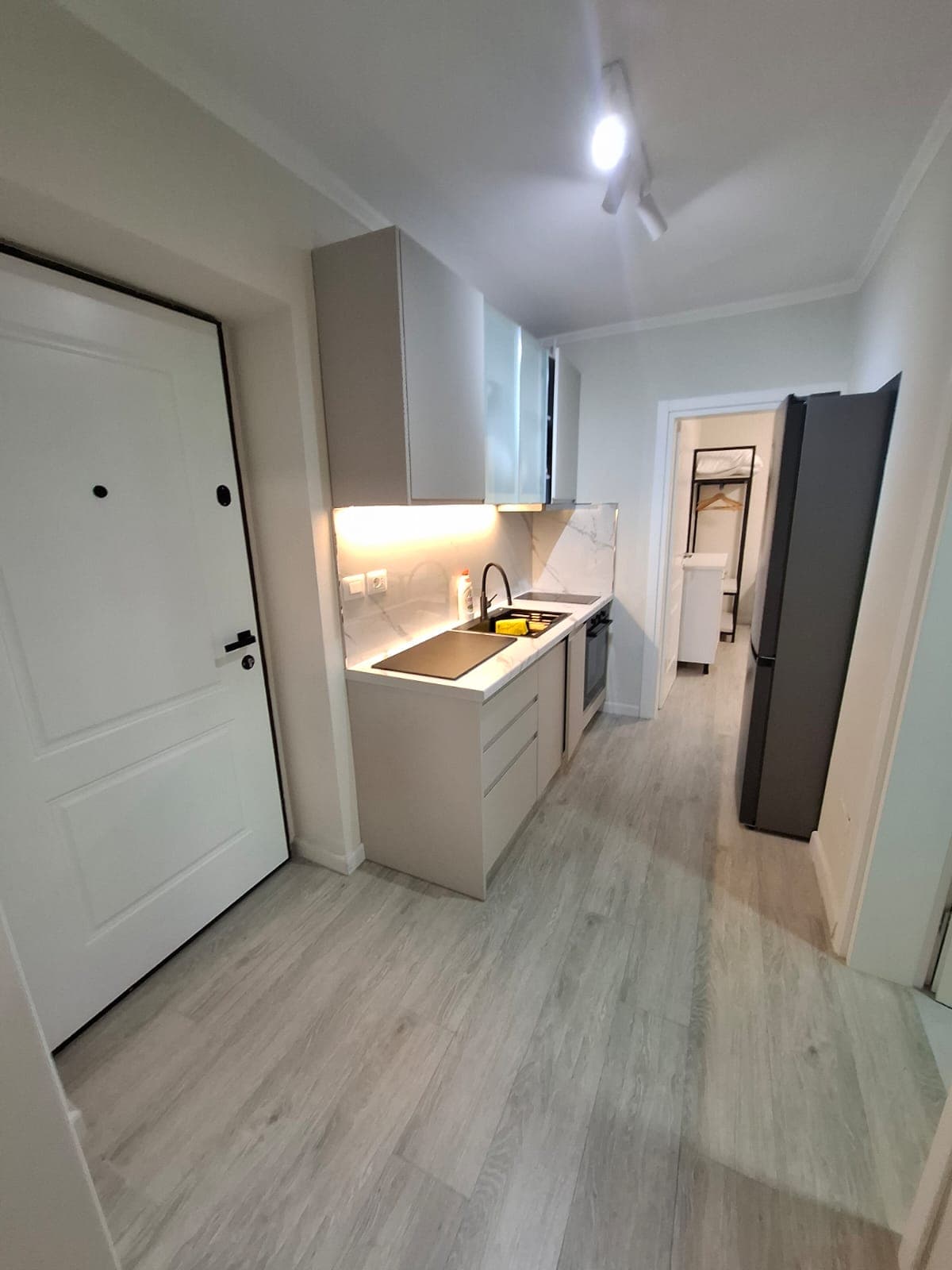 APARTAMENT 1+1 ME QERA NE VLORE