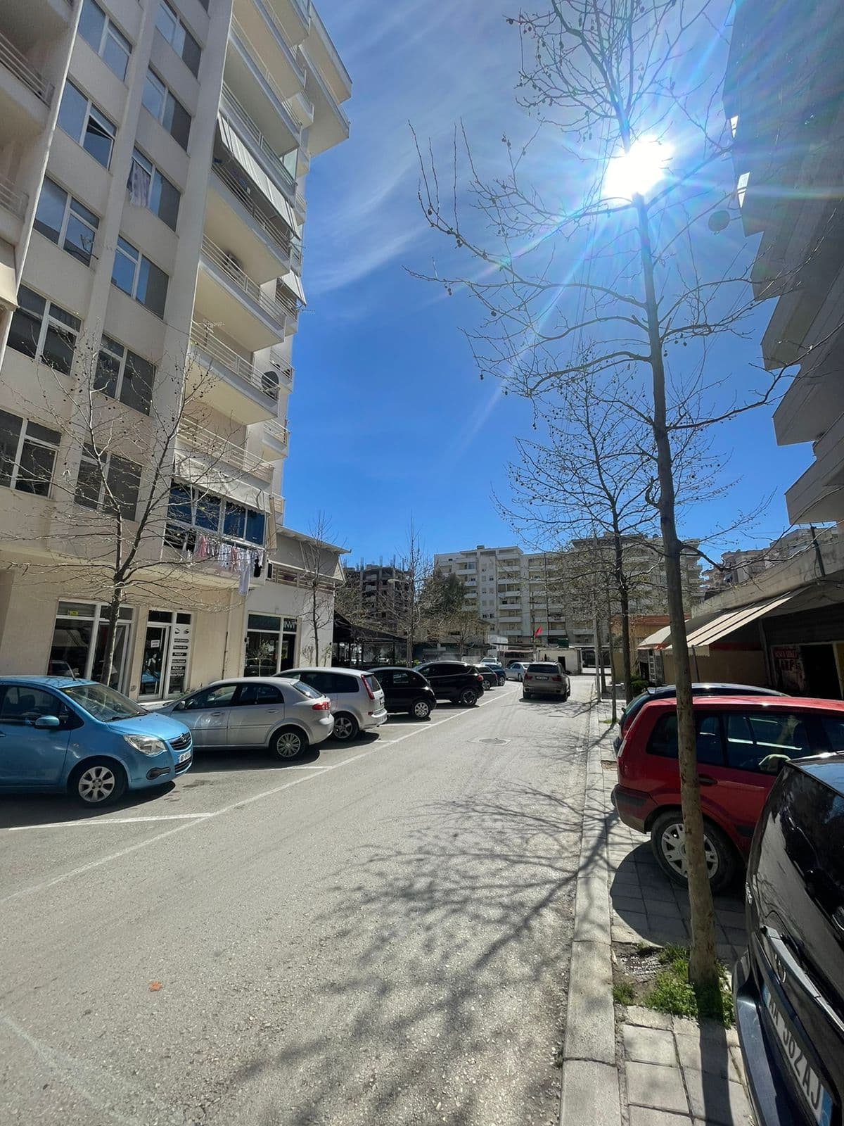SHITET AMBJENT BIZNESI NE VLORE 2