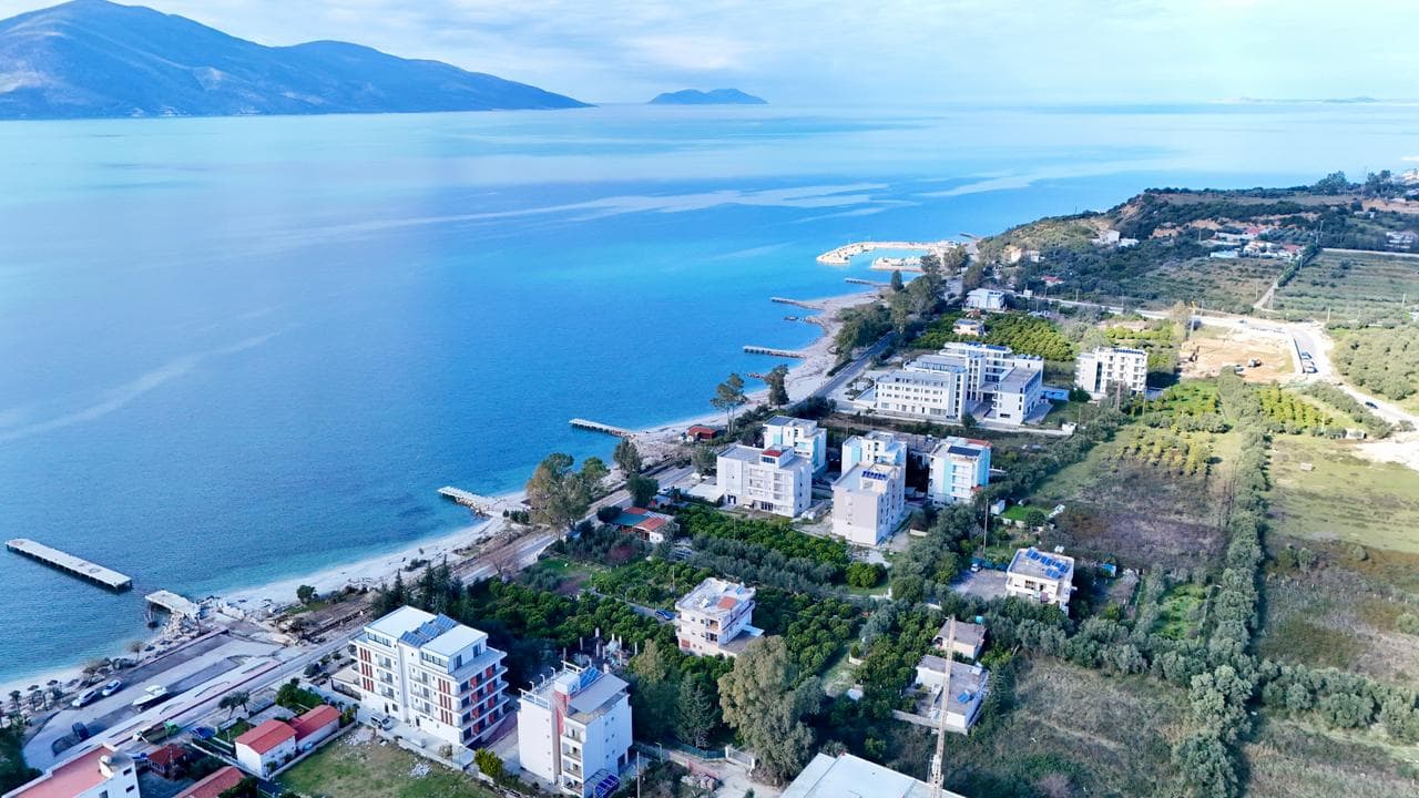 SHITET APARTAMENT 1+1 & GARAZHD - VIJE E PARE RADHIME, VLORE