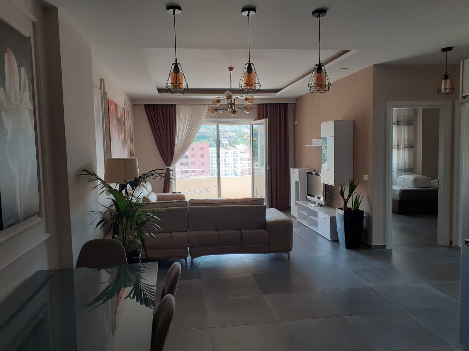 APARTAMENT 2+1 GATI PËR BANIM NË VLORË | PRANË KISHËS ORTODOKSE, VLORË 4