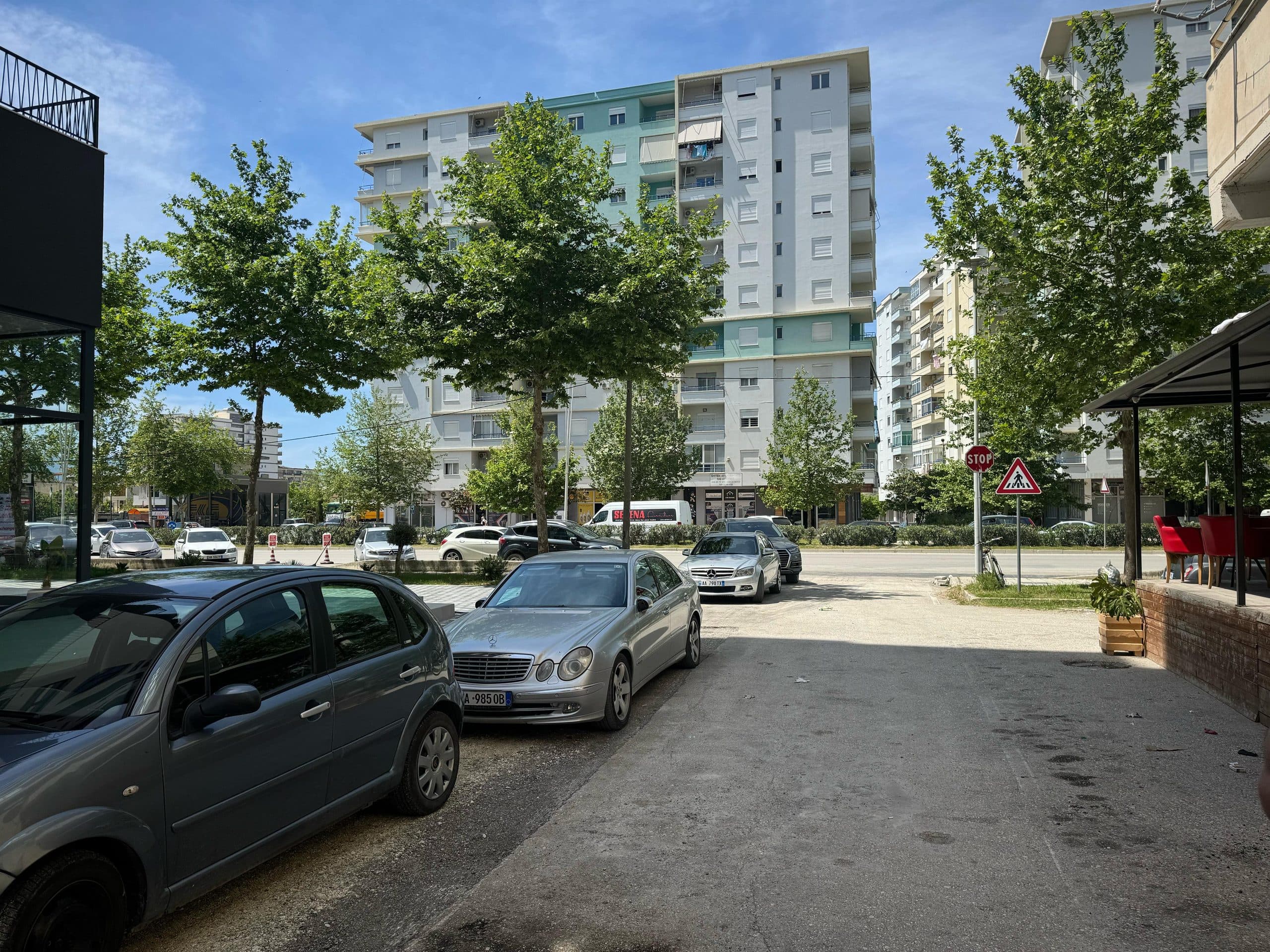SHITET AMBJENT BIZNESI NE TRANSBALLKANIKE, VLORE 3