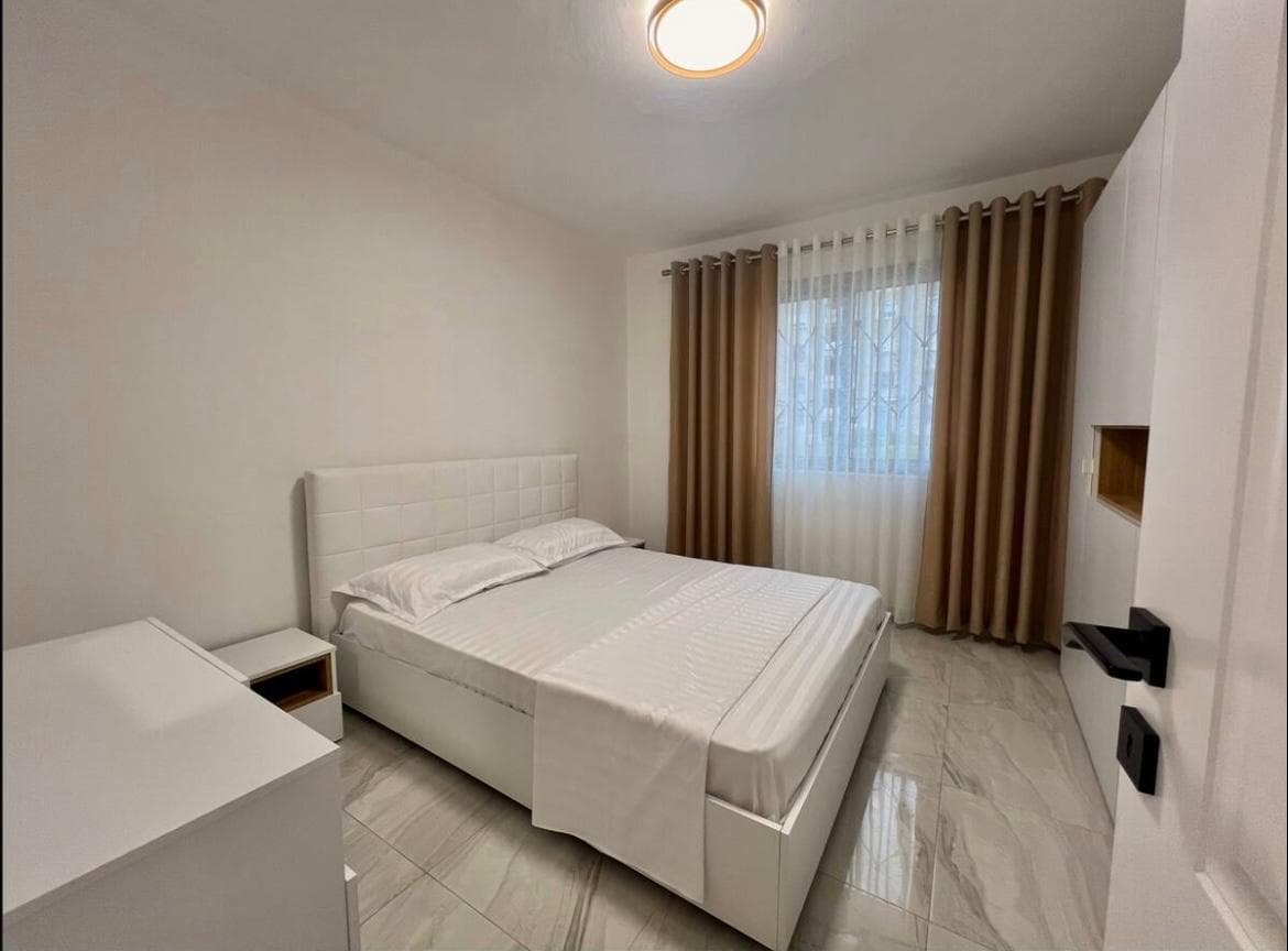 JEPET ME QERA AFATGJATE APARTAMENT 1+1 NE VLORE 4