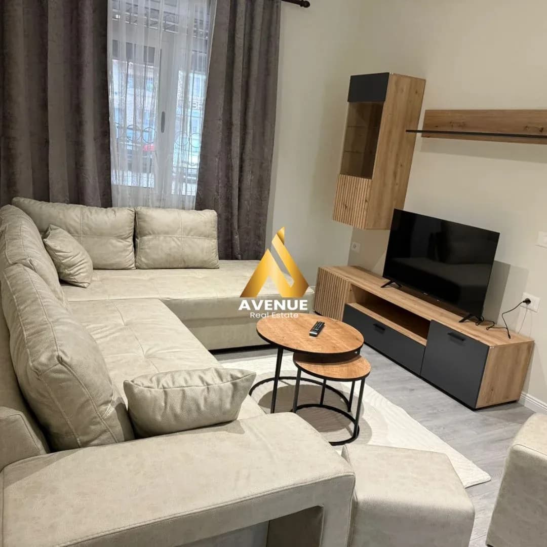 Jepet me qira apartament 2+1 – Bllok, pranë Gardës
