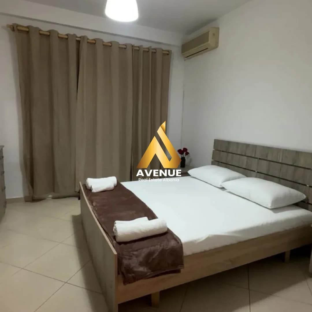 JEPET ME QERA 1+1- KOMUNA E PARISIT 4
