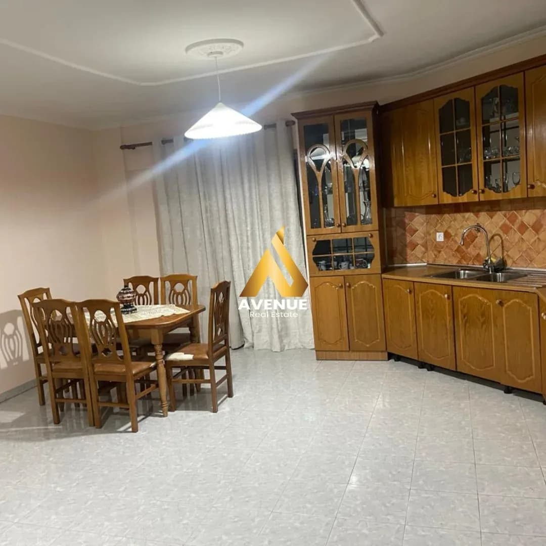 JEPET ME QERA 2+1 – LAPRAKE, TIRANE 4