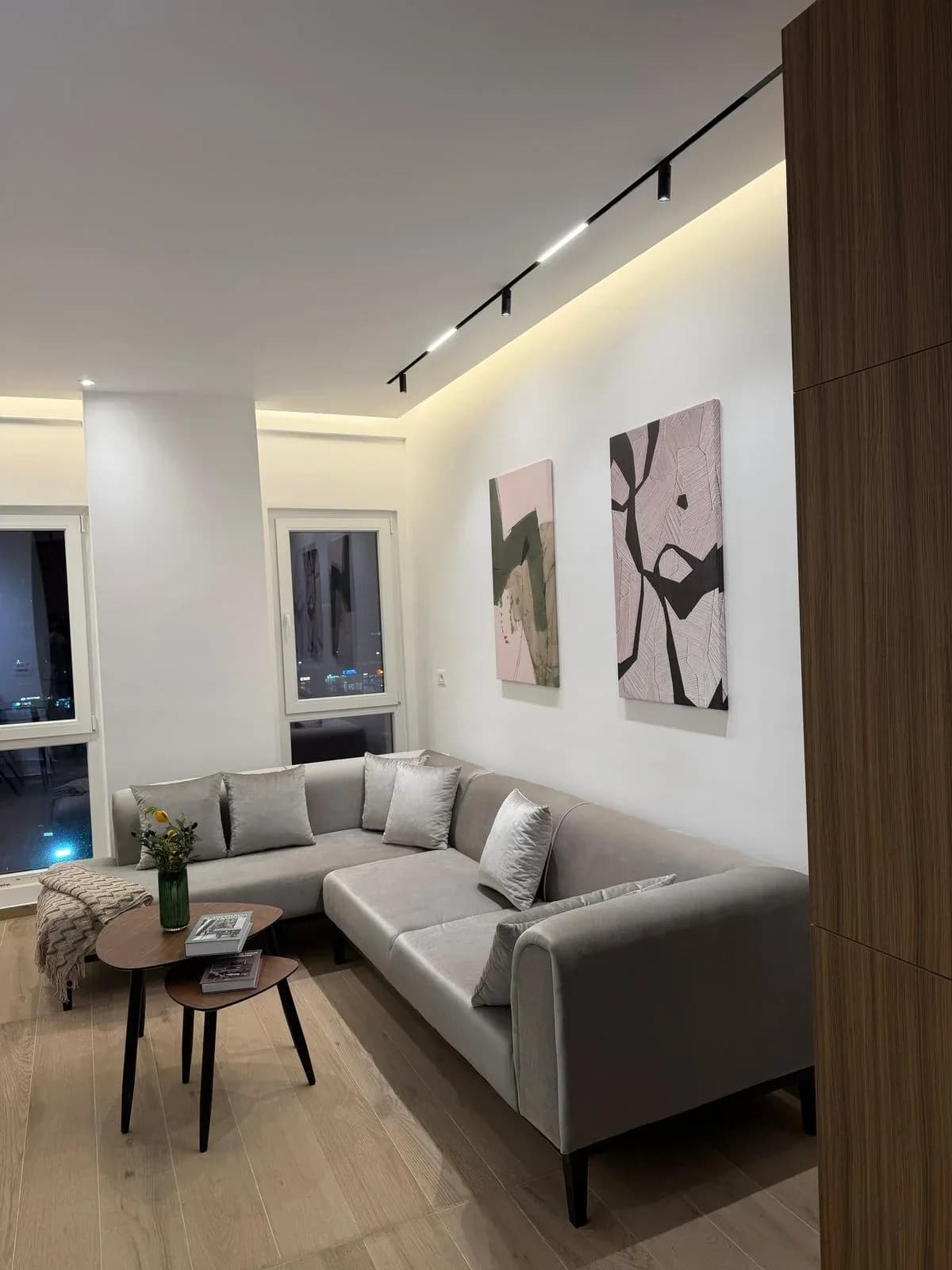 APARTAMENT ME QERA 1+1 – ZOGU ZI ,TIRANE 2
