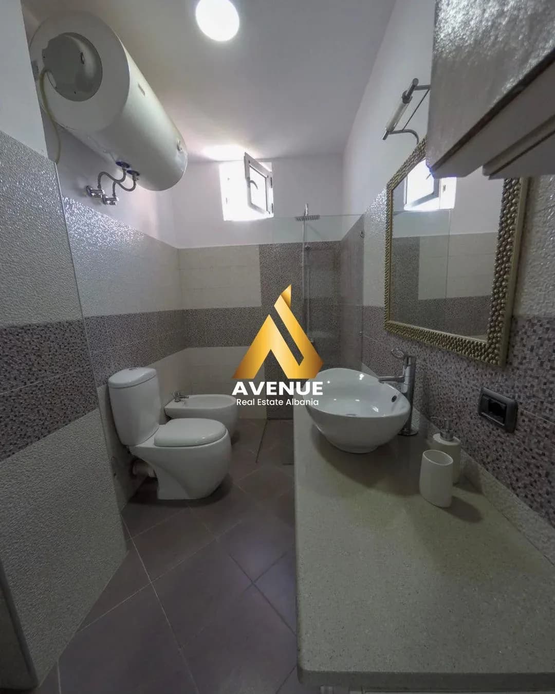 APARTAMENT ME QIRA – RR. MYSLYM SHYRI, TIRANË 3