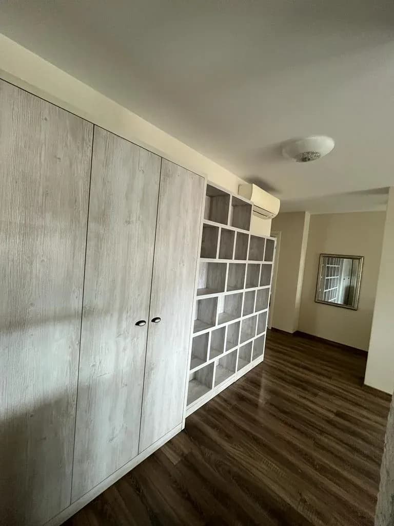 APARTAMENT ME QIRA LONG HILL, TIRANË