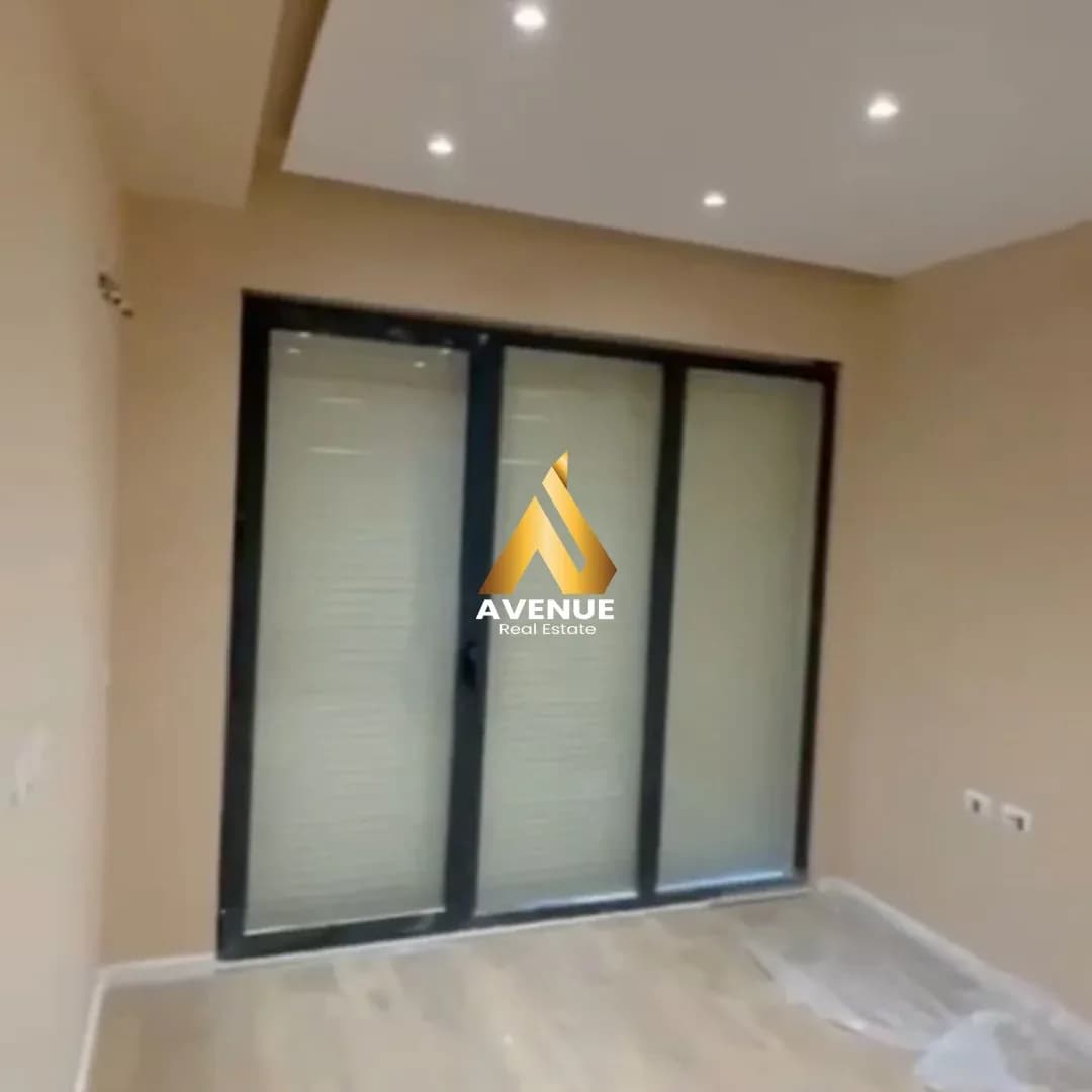SHITET APARTAMENT 2+1+1 POST PARKIMI – RR E DURRESIT 3